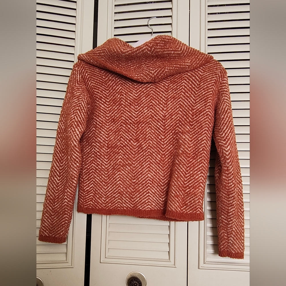 Poof Apparel Soft Cropped Cowl Neck Sweater Size Small
